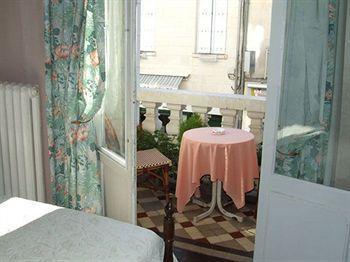 Logis Hotel De France Loches Bagian luar foto